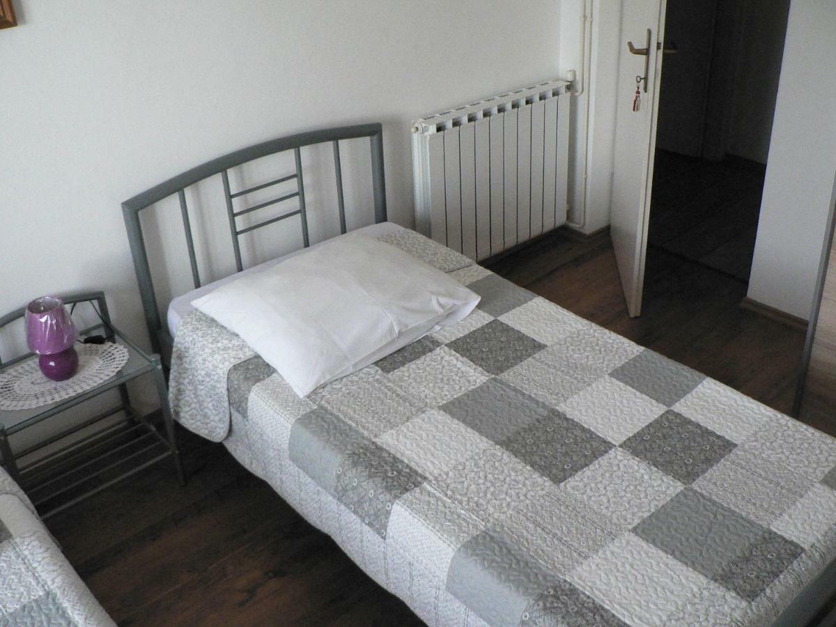 Apartman Mare Πούλα Εξωτερικό φωτογραφία
